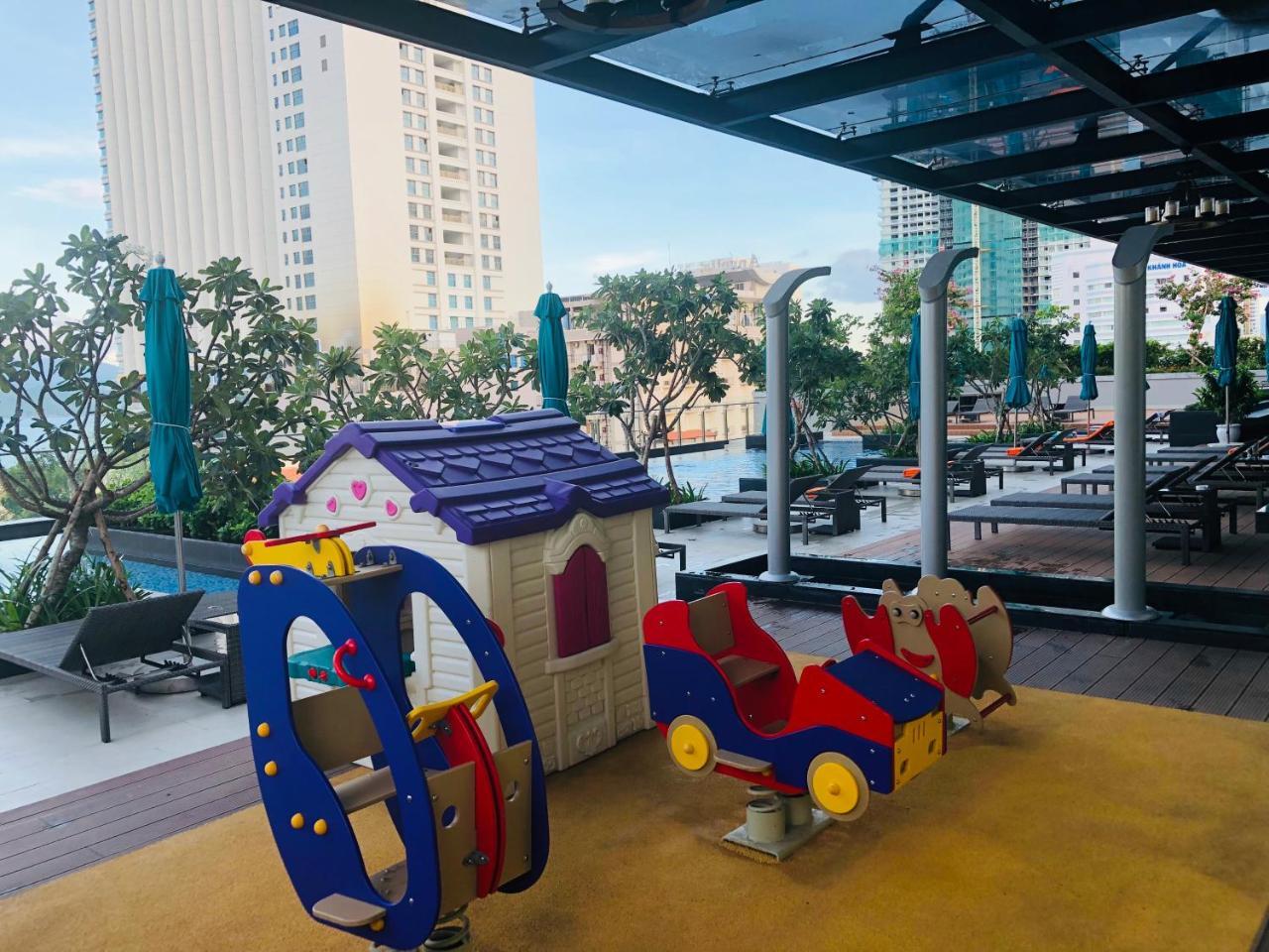 Atlantica Balcony Ocean View Serviced Apartment ニャチャン エクステリア 写真